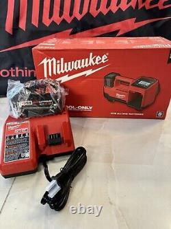 Milwaukee 2848-20 M18 18V Cordless Inflator Kit With (1)XC5.0 Battery & charger