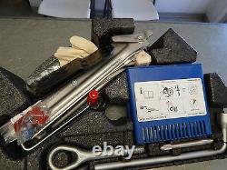 W203 C230 C320 Coupe Spare Tire Tool Kit Jack & Tire Pump